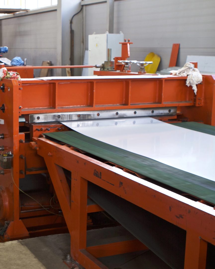 Flat metal sheet production